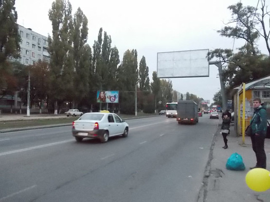 Фото рекламной плоскости по адресу Добровольского пр-т №112 А