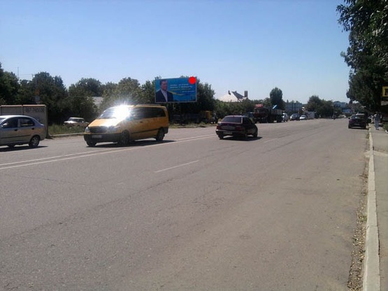 Фото рекламной плоскости по адресу Зеленый мыс 1 (Крыжановка) Фото рекламной плоскости по адресу Зеленый мыс 1 (Крыжановка)