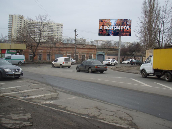Фото рекламної площини за адресою Горбатый мост-Спартаковская (На кругу) Фото рекламної площини за адресою Горбатый мост-Спартаковская (На кругу)