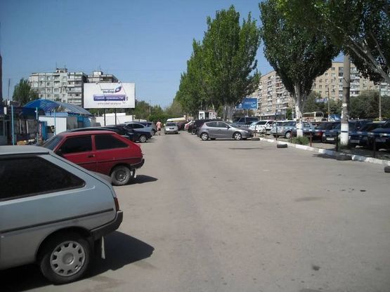 Фото рекламной плоскости по адресу 065_Запорожье_Александровский рынок-ул.Чумаченко/ ул.Малиновского-1.2