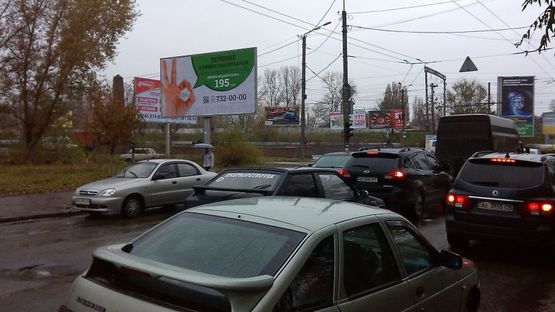 Фото рекламної площини за адресою пр-т Мануйлівський - вул. Каруни, на повороті зі Старого моста на пр-т Мануйлівський Фото рекламної площини за адресою пр-т Мануйлівський - вул. Каруни, на повороті зі Старого моста на пр-т Мануйлівський