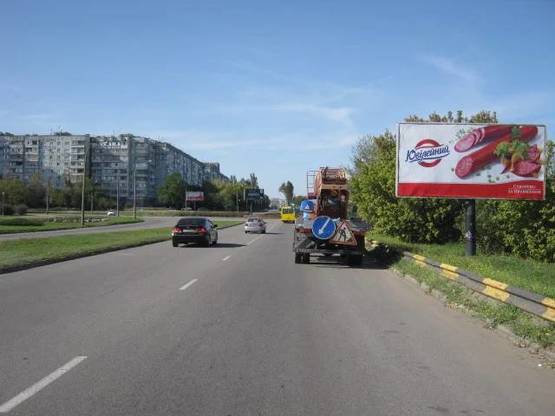 Фото рекламной плоскости по адресу 090_Запорожье_пр. Инженера Преображенского/пр.Юбилейный, в центр (рядом см АМСТОР)