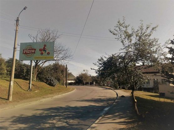 Фото рекламної площини за адресою вул. Кринична