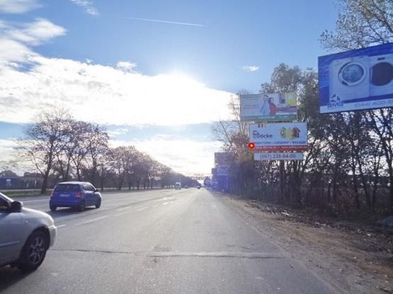 Фото рекламної площини за адресою Б. Окружная, 14+600  супермаркет "Метро"