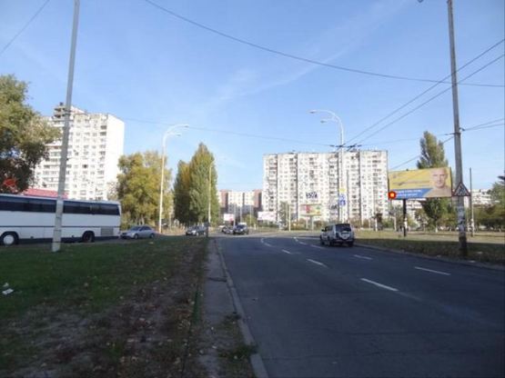 Фото рекламной плоскости по адресу Зої Гайдай пр.,9-8