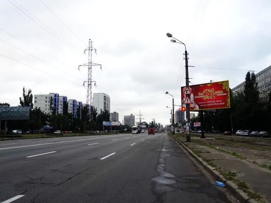 Фото рекламної площини за адресою Братиславская ул. - Бoйченкo ул. Фото рекламної площини за адресою Братиславская ул. - Бoйченкo ул.