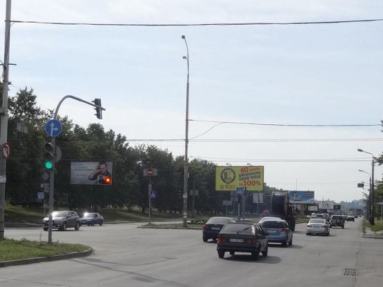 Фото рекламной плоскости по адресу Богатырькая ул. 2- Герoев Днепра ул.