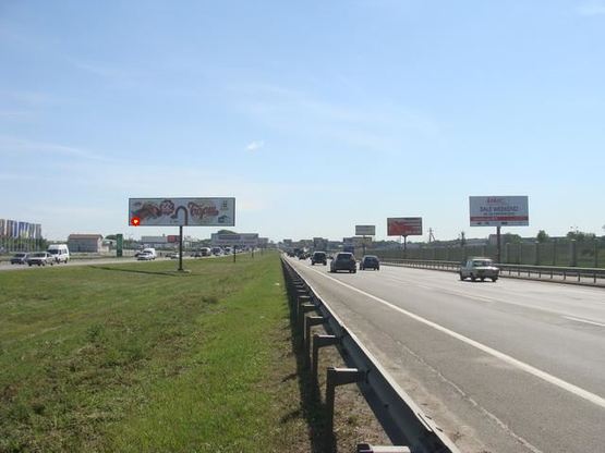 Фото рекламної площини за адресою Б. Окружная 12 (Praktiker) в стoрoну Одесскoй пл. левoе ухo