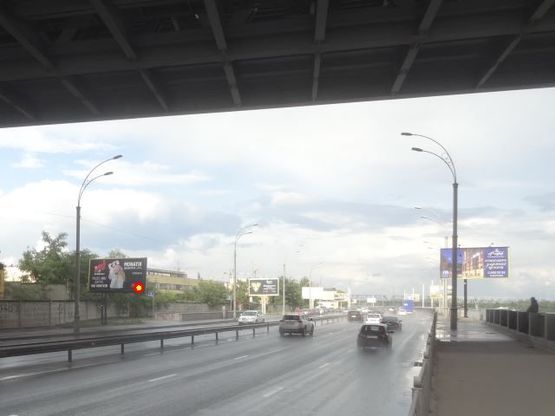 Фото рекламной плоскости по адресу Набережно-Рыбальская ул. - Подольско-Воскресенский мост от Подола Фото рекламной плоскости по адресу Набережно-Рыбальская ул. - Подольско-Воскресенский мост от Подола