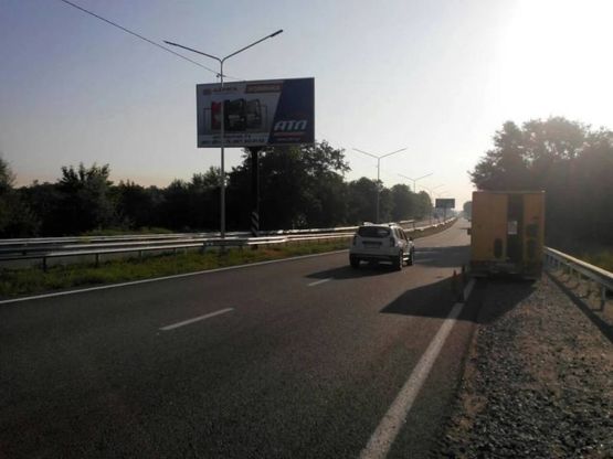 Фото рекламной плоскости по адресу 149_Запорожье_ул.Тиражная 150м от въезда в Осипенкосвкий микрорайон  -въезд в город Фото рекламной плоскости по адресу 149_Запорожье_ул.Тиражная 150м от въезда в Осипенкосвкий микрорайон  -въезд в город