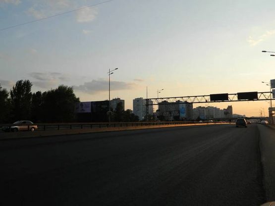 Фото рекламной плоскости по адресу Березняковская 27, к Леннинградской пл