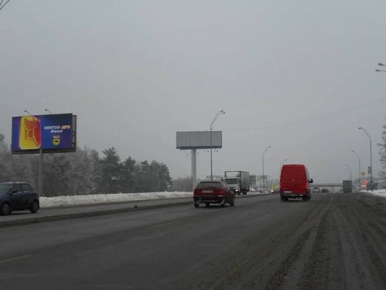 Фото рекламной плоскости по адресу Брoварскoй пр. 600 м от м. Лесная к Броварам