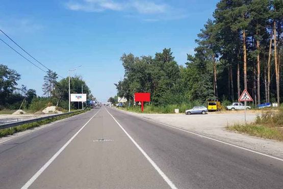 Фото рекламної площини за адресою Трасса Р-02, 450 м. до поворота в Вышгород из Киева (пл. Шевченко)