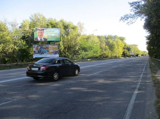 Фото рекламной плоскости по адресу Киевское шоссе, въезд B верхний