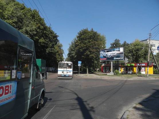 Фото рекламної площини за адресою ул. Любечская х ул. Войкова