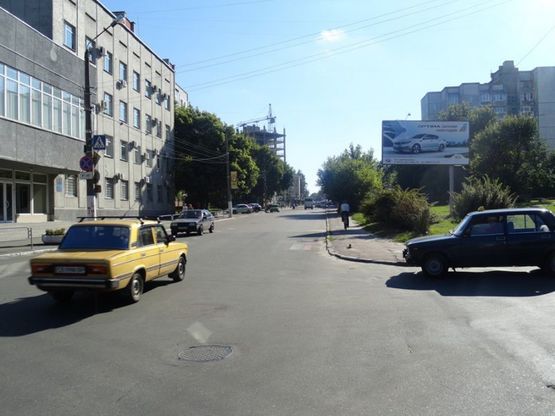 Фото рекламной плоскости по адресу ул. Киевская х ул. Мстиславская (сторона A)