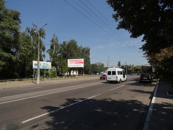 Фото рекламной плоскости по адресу проспект Победы 126 напротив "старого чернигова" (сторона Б)