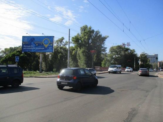 Фото рекламної площини за адресою ул. Шевченко, 37 (красный мост) (сторона Б)