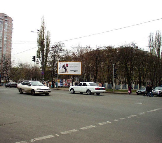 Фото рекламної площини за адресою Ул.Горького (Антоновича)/ул.Тельмана (Владимирский рынок)