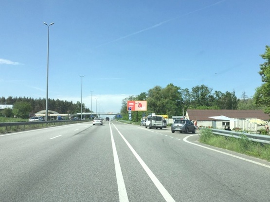 Фото рекламної площини за адресою Житомирское шоссе (к Экспоплазе) поворот на Николаевку (Бузовая "Укр село"/Березовка )