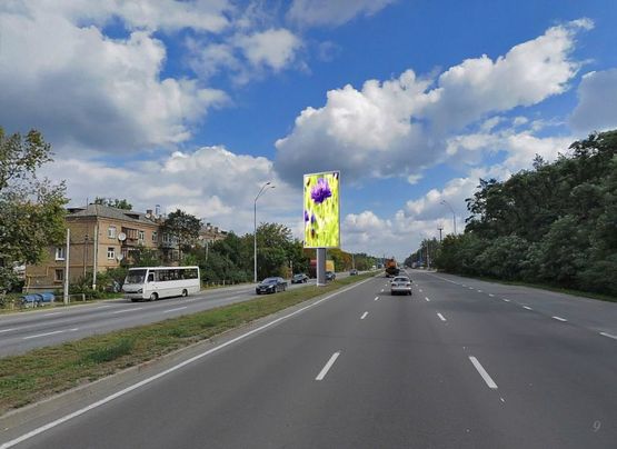 Фото рекламної площини за адресою просп.Броварской 1635 м от дома №3В в направлении города Бровары (на разделители) Фото рекламної площини за адресою просп.Броварской 1635 м от дома №3В в направлении города Бровары (на разделители)