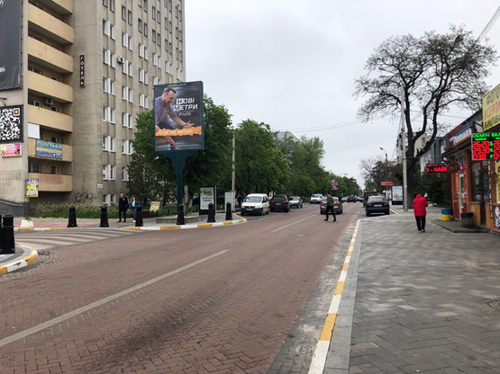 Фото рекламної площини за адресою ул. Соборная, возле госниницы (дом 105Б)