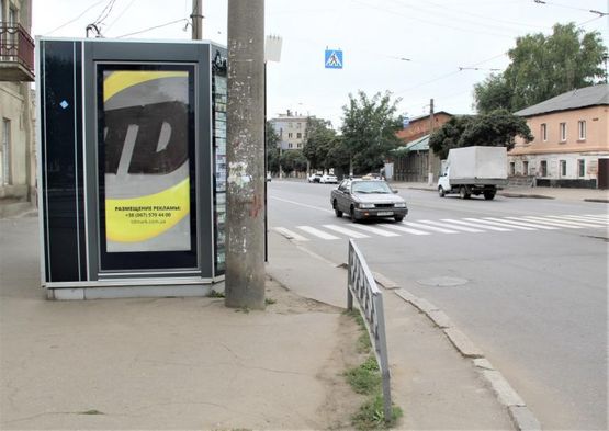 Фото рекламної площини за адресою ул. Москалевская, 70, перекресток с ул. Гольдберговской Фото рекламної площини за адресою ул. Москалевская, 70, перекресток с ул. Гольдберговской