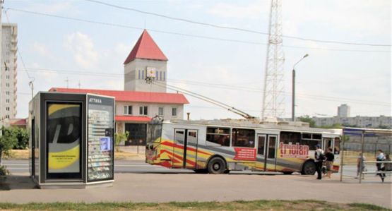 Фото рекламной плоскости по адресу ул. Гв. Широнинцев, 99, ТЦ Экватор Фото рекламной плоскости по адресу ул. Гв. Широнинцев, 99, ТЦ Экватор