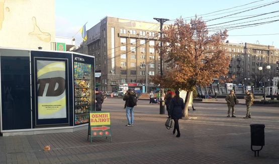 Фото рекламной плоскости по адресу пл. Привокзальная, 2, возле Укрпочты Фото рекламной плоскости по адресу пл. Привокзальная, 2, возле Укрпочты