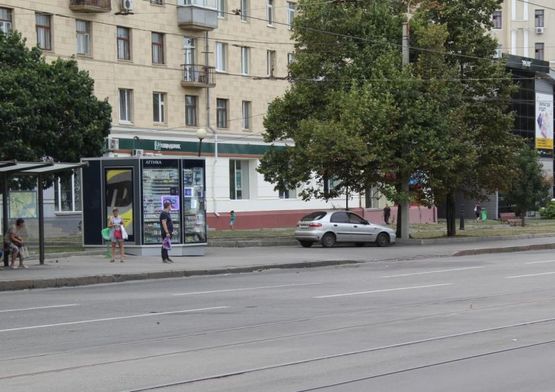 Фото рекламної площини за адресою пр. Московский, 102/112, остановка "ул. Тарасовкая" Фото рекламної площини за адресою пр. Московский, 102/112, остановка "ул. Тарасовкая"