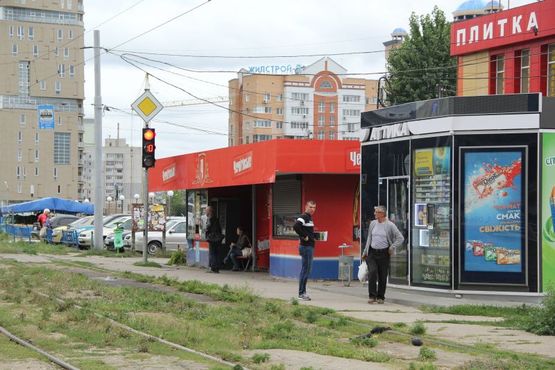 Фото рекламної площини за адресою ул. Клочковская, 159, гипермаркет Будмен Фото рекламної площини за адресою ул. Клочковская, 159, гипермаркет Будмен