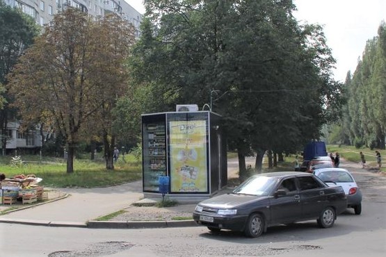 Фото рекламной плоскости по адресу ул. Академика Павлова, 148, ст. м. Героев Труда, возле ТЦ Космос Фото рекламной плоскости по адресу ул. Академика Павлова, 148, ст. м. Героев Труда, возле ТЦ Космос