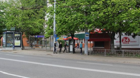 Фото рекламной плоскости по адресу ул. Деревянко, 7, остановка "ул. Балакирева" Фото рекламной плоскости по адресу ул. Деревянко, 7, остановка "ул. Балакирева"