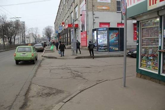 Фото рекламної площини за адресою пл. Защитников Украины, 7, Конный рынок, Эльдорадо Фото рекламної площини за адресою пл. Защитников Украины, 7, Конный рынок, Эльдорадо