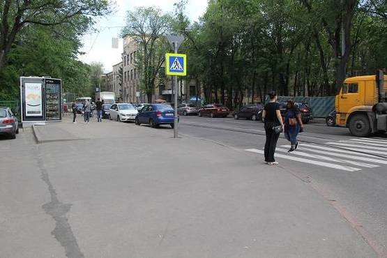 Фото рекламной плоскости по адресу ул. Тринклера, областная больница Фото рекламной плоскости по адресу ул. Тринклера, областная больница