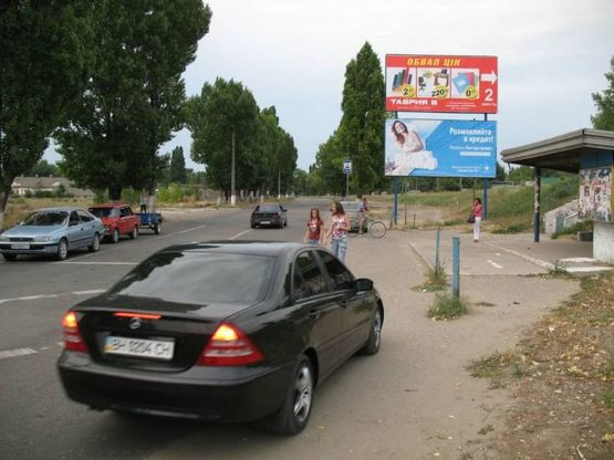 Фото рекламної площини за адресою ул.Лазо-ул.Калинина-ул.Победы, перекресток,трансп.сообщение спальных р-нов, Центра, вокзалов, порта..