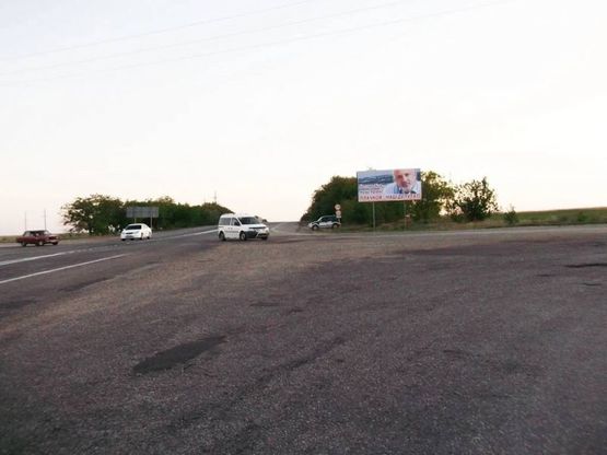 Фото рекламної площини за адресою Старокозачье, Автодорога Одесса-Рени(транспортное сообщение(Одесса,Рени,Измаил, Старокозачье,Арциз), из Одессы, Старокозацкий перекресток, АЗС Фото рекламної площини за адресою Старокозачье, Автодорога Одесса-Рени(транспортное сообщение(Одесса,Рени,Измаил, Старокозачье,Арциз), из Одессы, Старокозацкий перекресток, АЗС