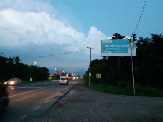 Фото рекламной плоскости по адресу с. Новий Киселів по центральній автодорозі (біля світлофора)