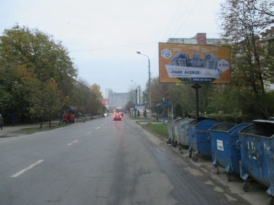 Фото рекламной плоскости по адресу вул. Небесної сотні, 28 / вул. Полєтаєва (перехрестя) Фото рекламной плоскости по адресу вул. Небесної сотні, 28 / вул. Полєтаєва (перехрестя)