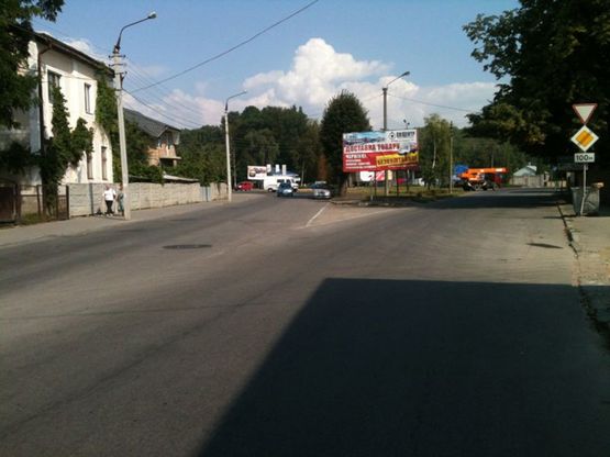 Фото рекламної площини за адресою на транспортній розв??язці вулиць Чкалова та Миколаївської