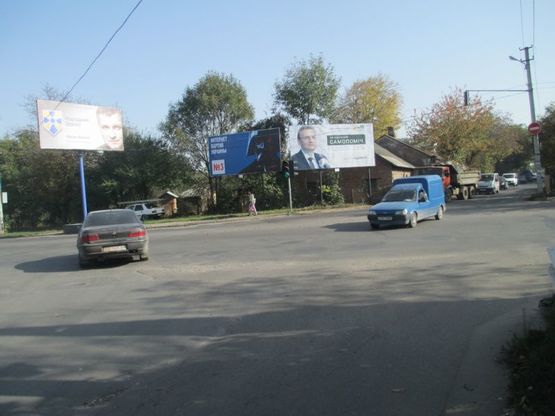 Фото рекламной плоскости по адресу на розі вулиць В. Винниченка, 90 та У. Кармелюка, 121 (лівий) Фото рекламной плоскости по адресу на розі вулиць В. Винниченка, 90 та У. Кармелюка, 121 (лівий)