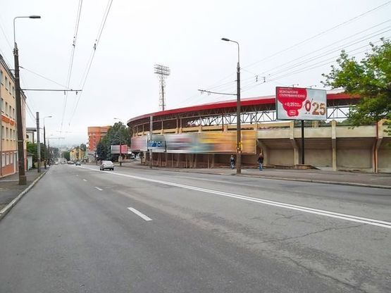 Фото рекламной плоскости по адресу Бандери С. ул., ЦЕНТРАЛЬНАЯ ЗОНА (напротив стадиона и "Парк Славы") Фото рекламной плоскости по адресу Бандери С. ул., ЦЕНТРАЛЬНАЯ ЗОНА (напротив стадиона и "Парк Славы")