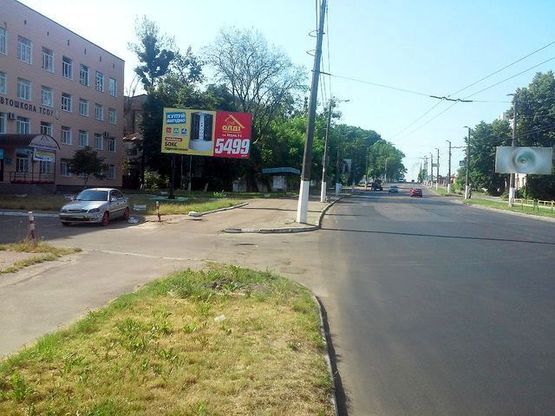 Фото рекламної площини за адресою Победы ул., 92 (Автошкола, 200м до Приват Банка)