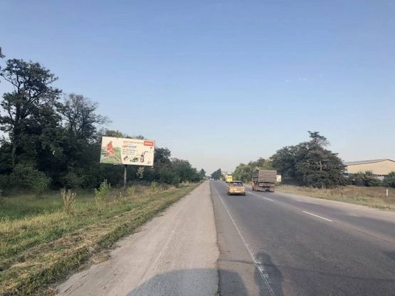 Фото рекламної площини за адресою Сквирське шосе, перехрестя на  "Митницю", в"їзд в місто