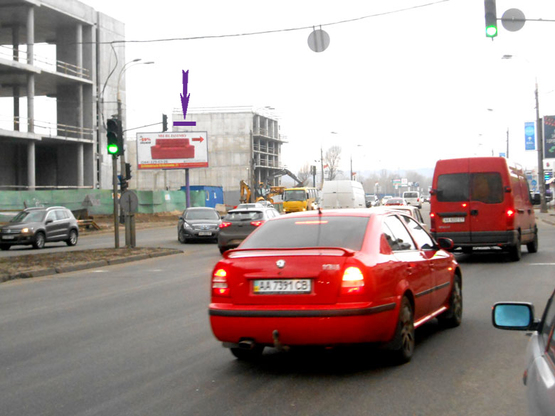 Фото рекламної площини за адресою Днепровская Набережная, напротив суп-та "Новус", на светофоре