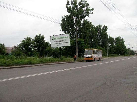 Фото рекламной плоскости по адресу Ивасюка ул. Направление в центр. 300 м до АЗС "Formula" Фото рекламной плоскости по адресу Ивасюка ул. Направление в центр. 300 м до АЗС "Formula"