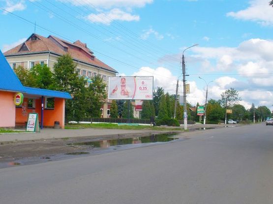 Фото рекламної площини за адресою Гетьмана Мазепы ул., (типография им.Шухевича)