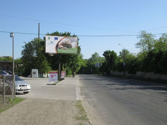 Фото рекламної площини за адресою Галицкий Шлях, 46 (ТЦ Метро) Фото рекламної площини за адресою Галицкий Шлях, 46 (ТЦ Метро)