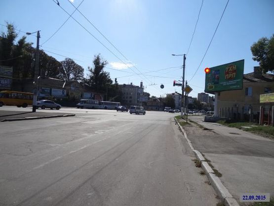 Фото рекламної площини за адресою Zt 023 вул Київська,95 "Ринок Вокзальний" А