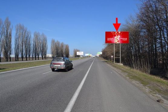 Фото рекламной плоскости по адресу Московский пр-т - Ростовская трасса в р-не поворота на Б. Рогань (въезд в город)